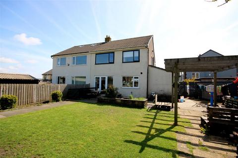 3 bedroom semi-detached house for sale, Eastwood Close, Halifax HX2