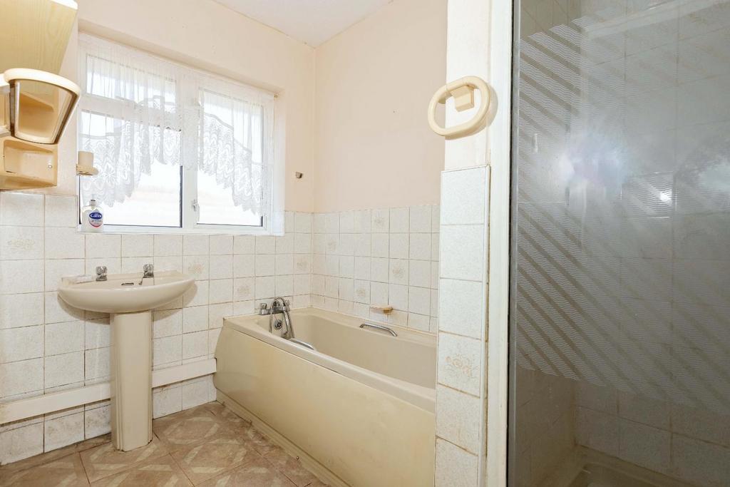 33 Ingelside 3.JPG