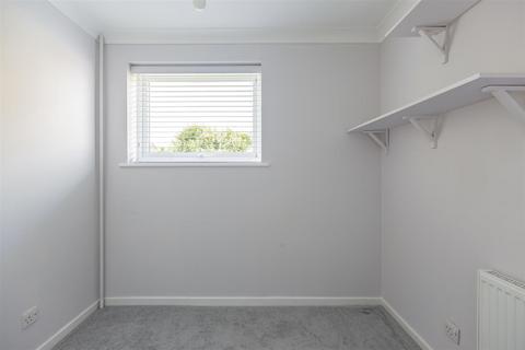 84 Penenden, New Ash Green, Longfield, DA3 8LS