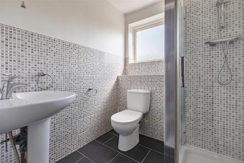 84 Penenden, New Ash Green, Longfield, DA3 8LS