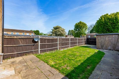 84 Penenden, New Ash Green, Longfield, DA3 8LS