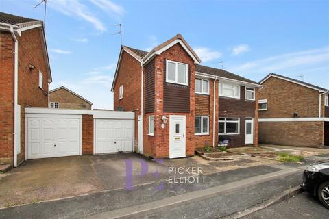 3 bedroom semi-detached house for sale, Coppice Close, Hinckley LE10