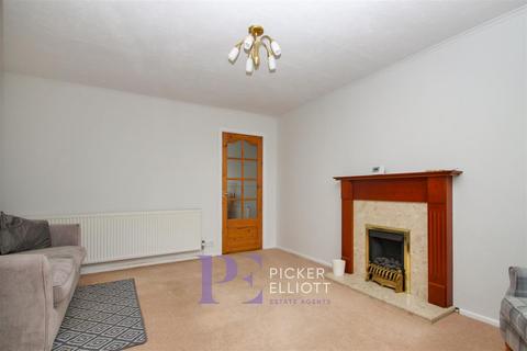 3 bedroom semi-detached house for sale, Coppice Close, Hinckley LE10