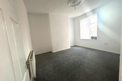 4 bedroom apartment for sale, Heron Street, Oldham