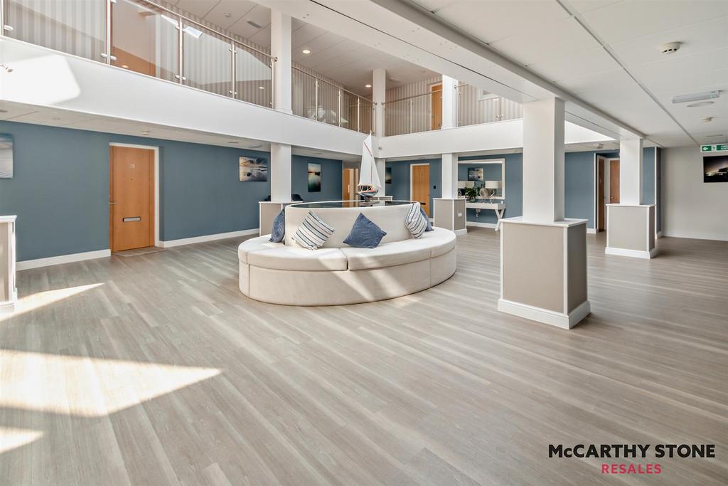 8596891-interior22-800.JPG