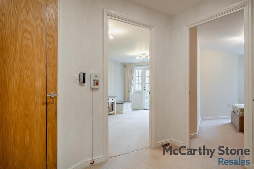 8671308-interior01-800.jpg