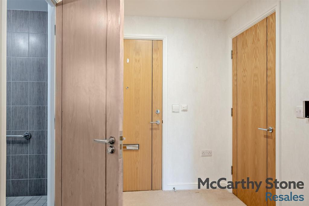 8671308-interior05-800.jpg