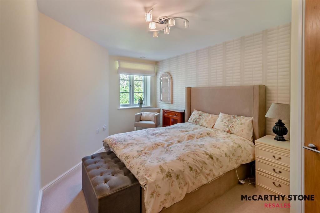 8596891-interior08-800.JPG