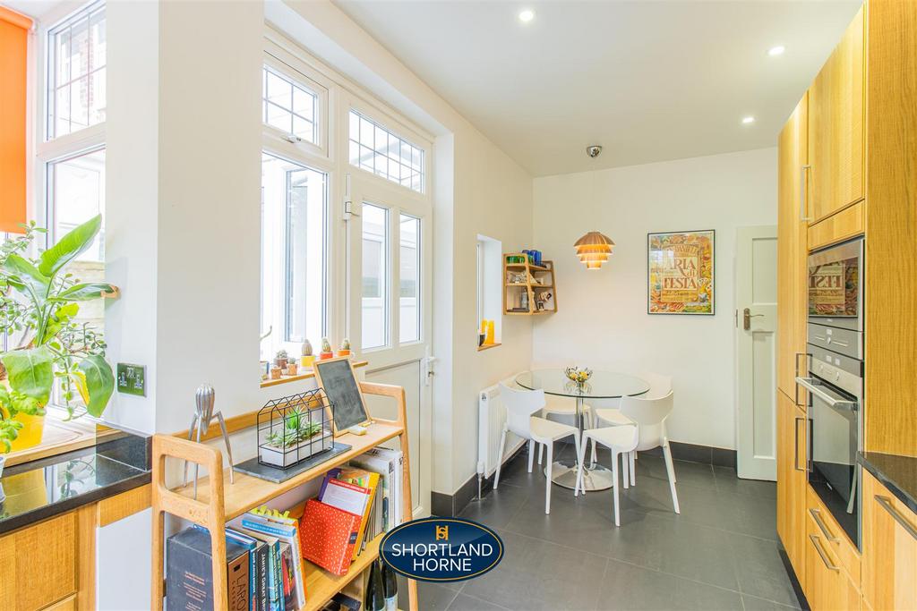 12 Stivichall Croft-11.jpg