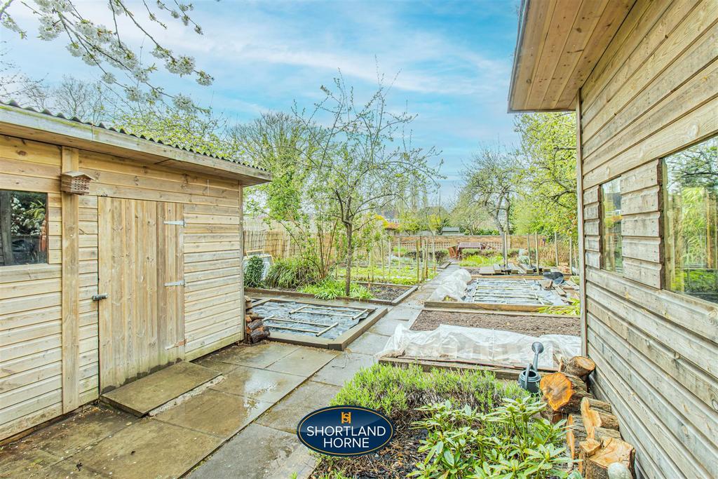12 Stivichall Croft-32.jpg