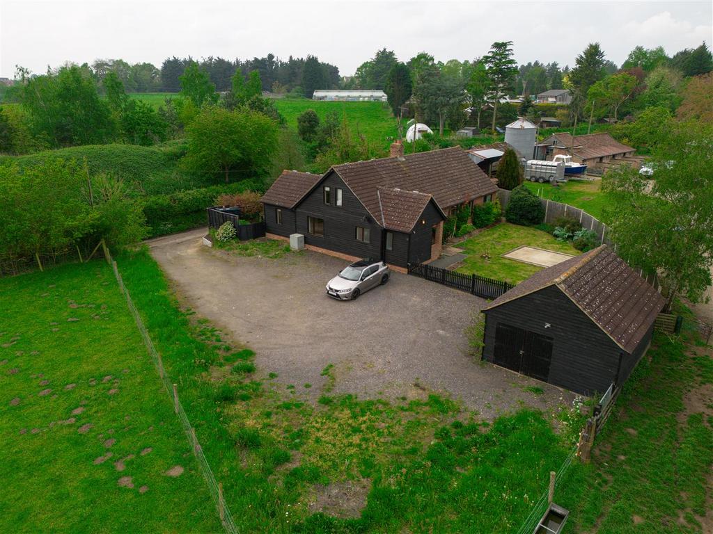 20240506051028 - DJI 0071 - Fen Acre, Spikes Lane,