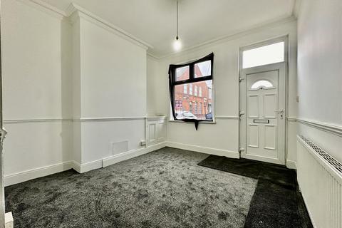 2 bedroom terraced house for sale, St. Saviours Road, Leicester LE5