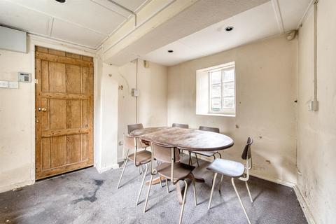 3 bedroom character property for sale, Bath Street, Bakewell