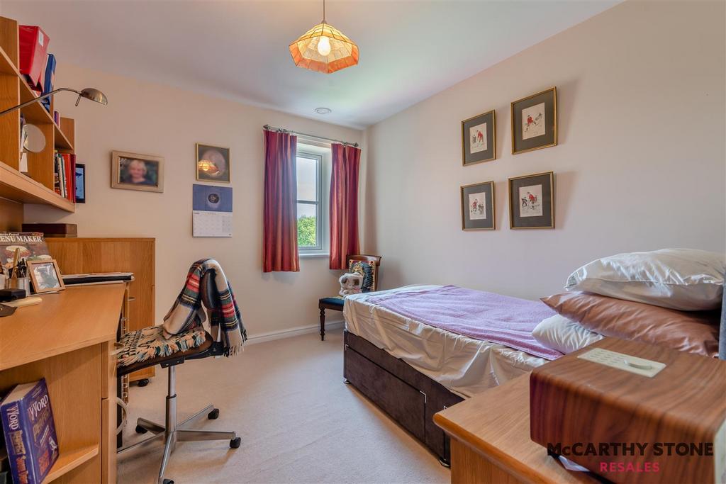 8596856-interior02.JPG