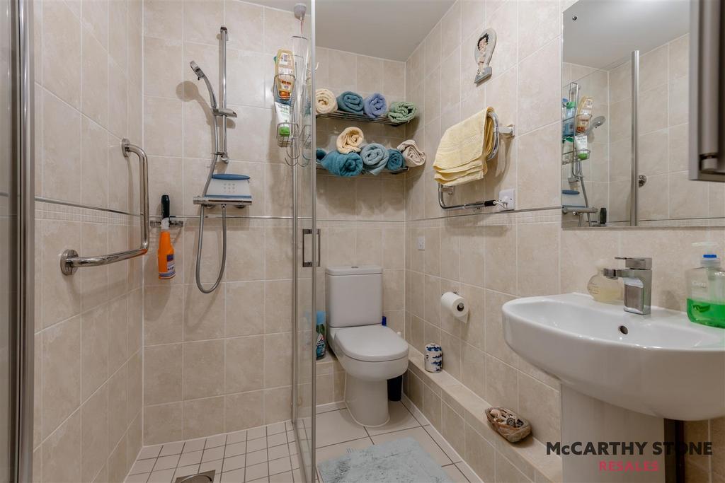 8596856-interior09.JPG