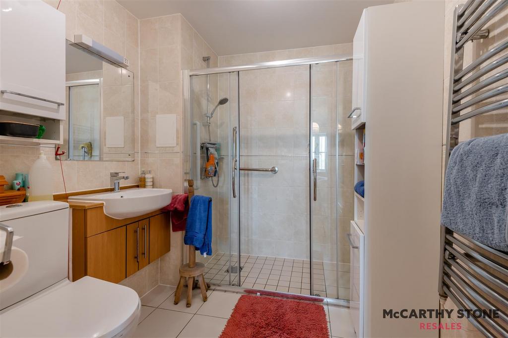 8596856-interior08.JPG
