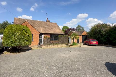 West Winds, 8 The Bank, Bidford On Avon, Alcester, B50 4NL