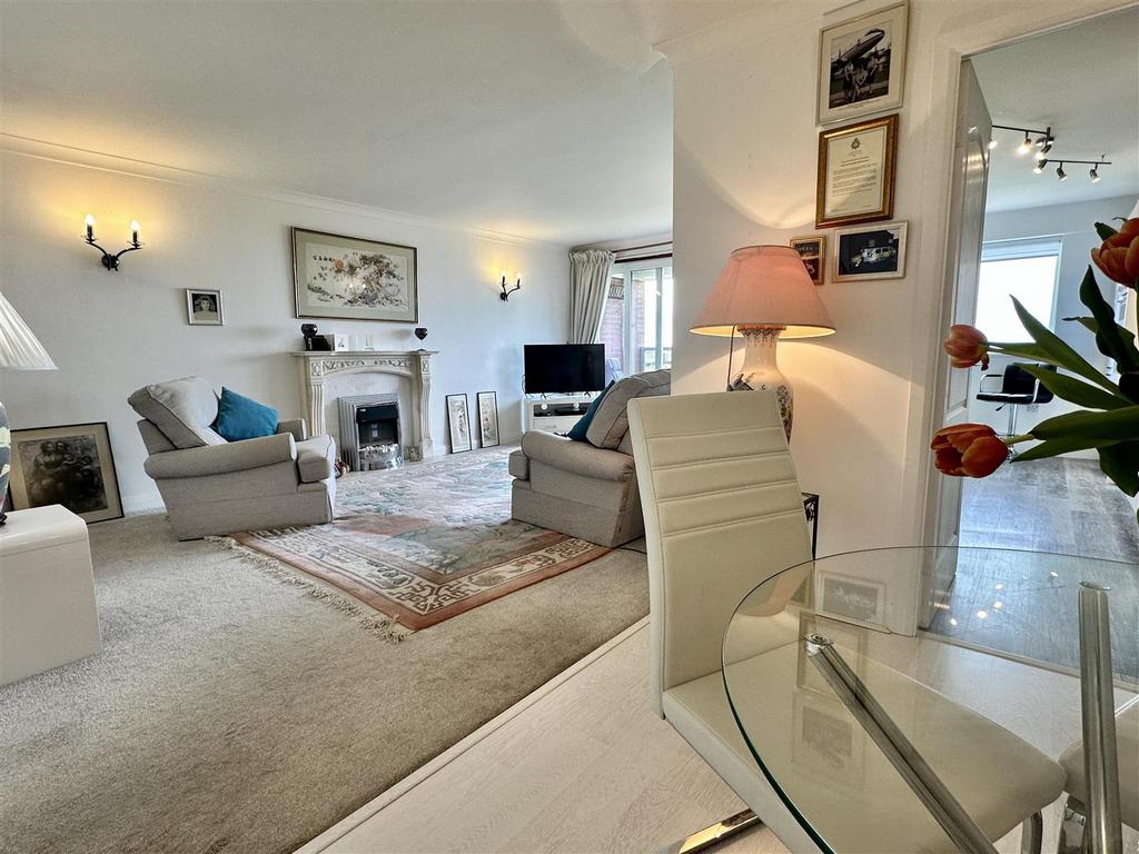 Lounge with dining area