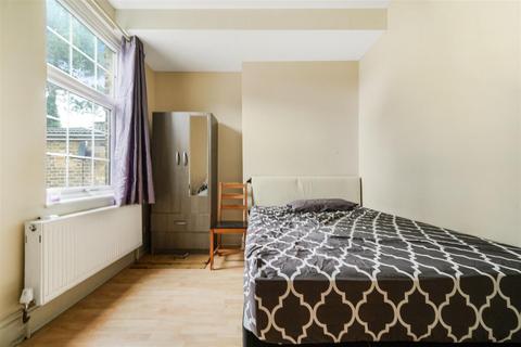 1 bedroom flat to rent, Derby Road, Enfield EN3