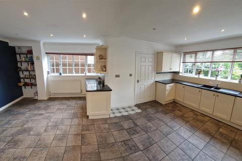 5 bedroom detached house for sale, Summerfield Road, Clent, Stourbridge