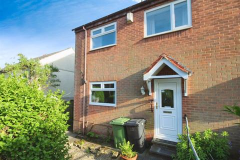 2 bedroom semi-detached house for sale, Whincover Drive, Leeds LS12