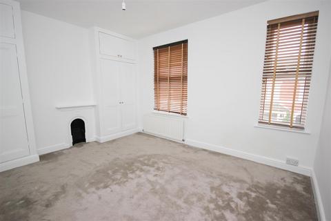 3 bedroom terraced house for sale, Knox Road, Wellingborough NN8