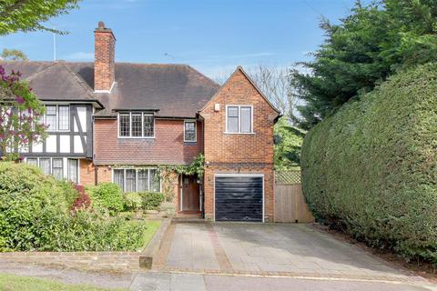 4 bedroom house for sale, Blandford Close, London N2