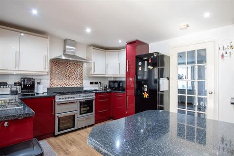 19 Butterfields, Wellingborough, NN8 2PZ