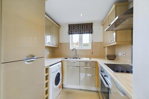 2 bedroom apartment to rent, Hobart Close, Chelmsford