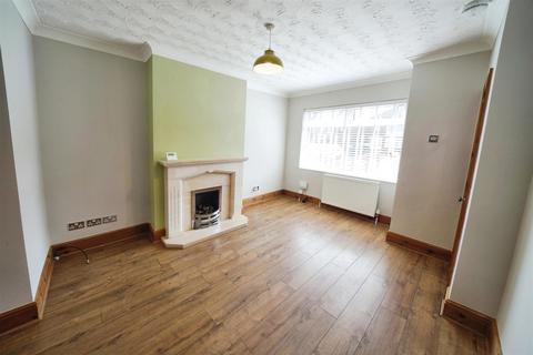 2 bedroom terraced house for sale, Bristol Road, Hull