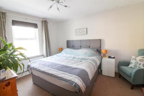 8 Bondgate Green, Ripon, HG4 1QW