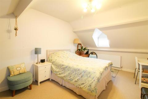 8 Bondgate Green, Ripon, HG4 1QW