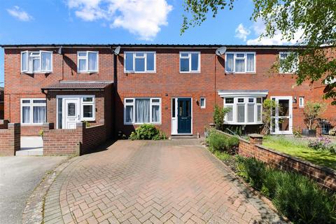 3 bedroom terraced house for sale, Westmorland Close, Epsom