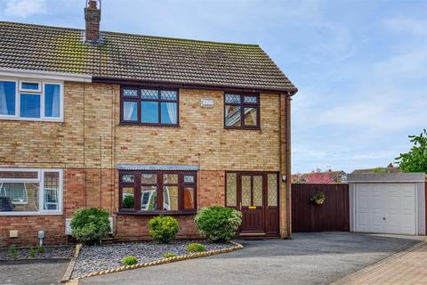 3 bedroom semi-detached house for sale, Damson Road, Thorngumbald
