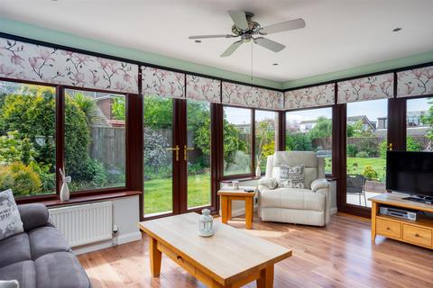 9 Damson Road, Thorngumbald, Hull, HU12 9QL