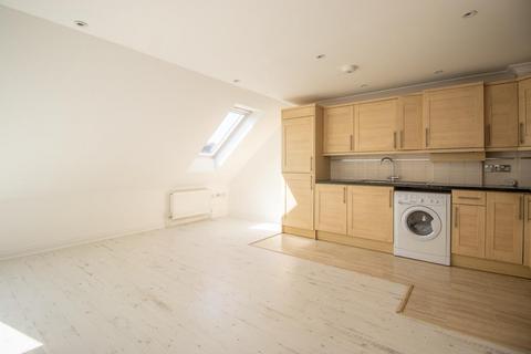 1 bedroom flat for sale, Ambleside Drive, Southend-on-Sea SS1
