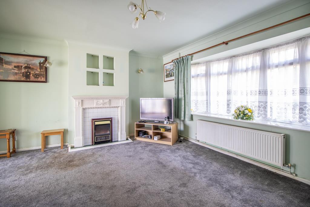 Turner Close, Shoeburyness SS3 3 bed end of terrace house for sale £300,000