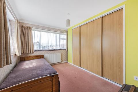 6 Lilac Place, Meopham, Gravesend, DA13 0ER