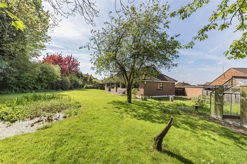6 Lilac Place, Meopham, Gravesend, DA13 0ER