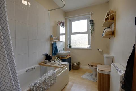 12 Eastgate, North Newbald, York, YO43 4SD