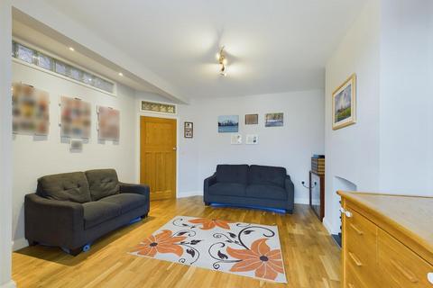 123 Denmark Road, Gloucester, GL1 3JW