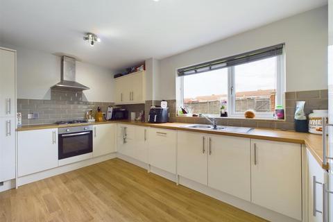 3 bedroom detached house for sale, Grebe Close, Abbeydale, Gloucester