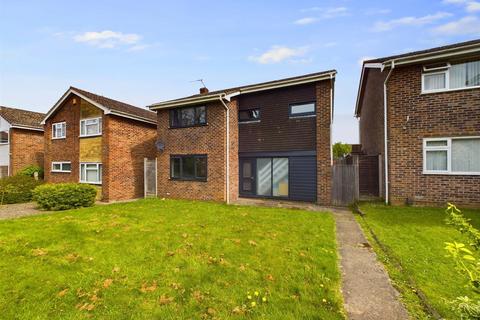 30 Grebe Close, Abbeydale, Gloucester, GL4 4XL