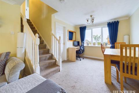 3 bedroom semi-detached house for sale, Castlehills, Castleside, Consett