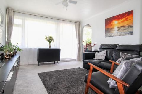 2 bedroom maisonette for sale, Langton Road, Hoddesdon
