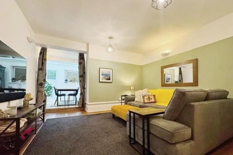 Apartment 5, 29 Aigburth Drive, Liverpool, L17 4JH