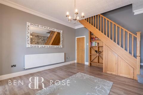401 Blackburn Road, Higher Wheelton, Chorley, PR6 8HY