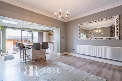 401 Blackburn Road, Higher Wheelton, Chorley, PR6 8HY