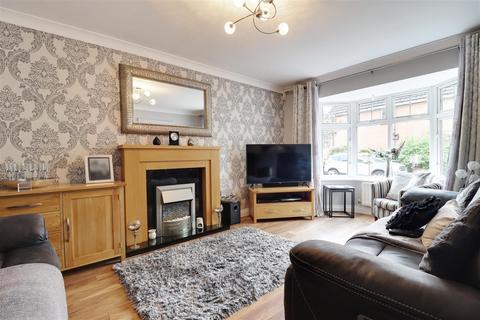 4 bedroom detached house for sale, St. Marys Close, Hessle