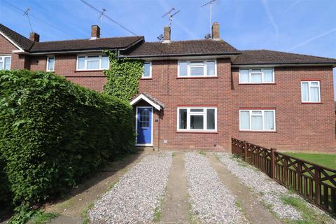 3 bedroom terraced house for sale, Wainwright Avenue, Hutton, Brentwood